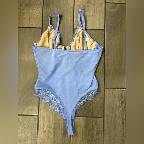 Popilush Shapewear Lace Deep V-Neck Sculpting Thong Bodysuit NWT - Picture 8 of 9
